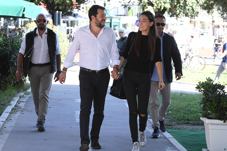 Lo sfogo di Francesca Verdini, compagna di Salvini, per gli insulti che riceve via social: “Allibita per la rabbia e la volgarità”