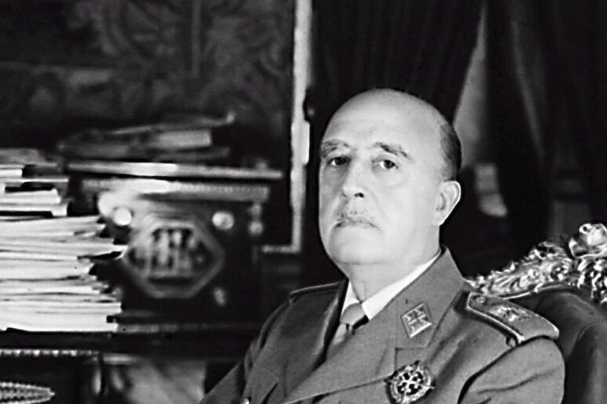 In Spagna, a 50 anni dalla morte di Franco, i giovani sono sempre più affascinati dal mito