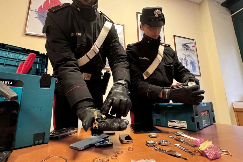 furti in casa di anziani a roma