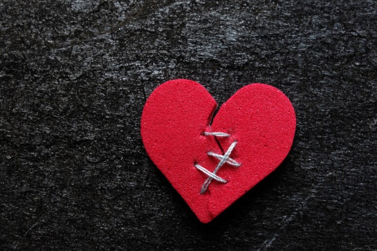 Eccezionale intervento su un paziente con il cuore a destra (destrocardia e situs inversus totalis)