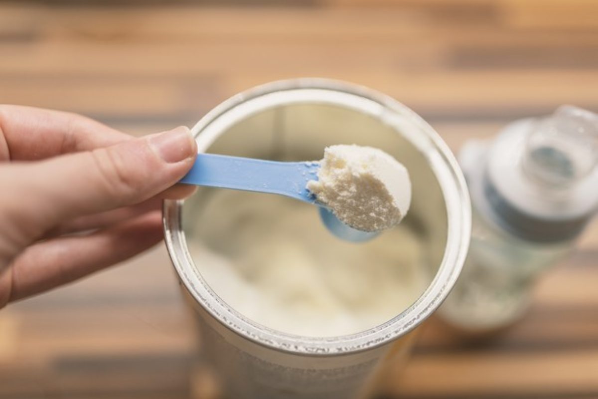 Latte in polvere ritirato per botulino. Il prodotto venduto anche su Amazon