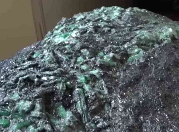 Smeraldo soperto in Madagascar