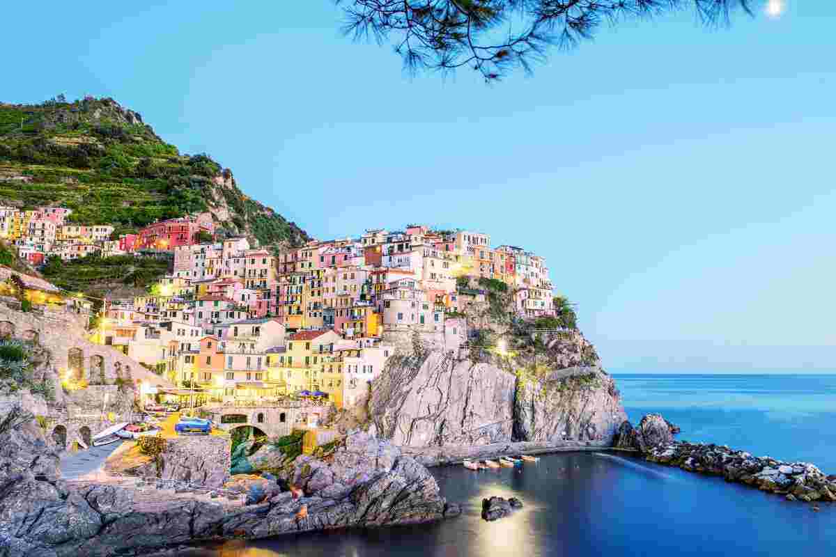 E’ il tramonto più fotografato d’Italia, i suoi scorci ti entreranno nel cuore: perfetto per un weekend romantico