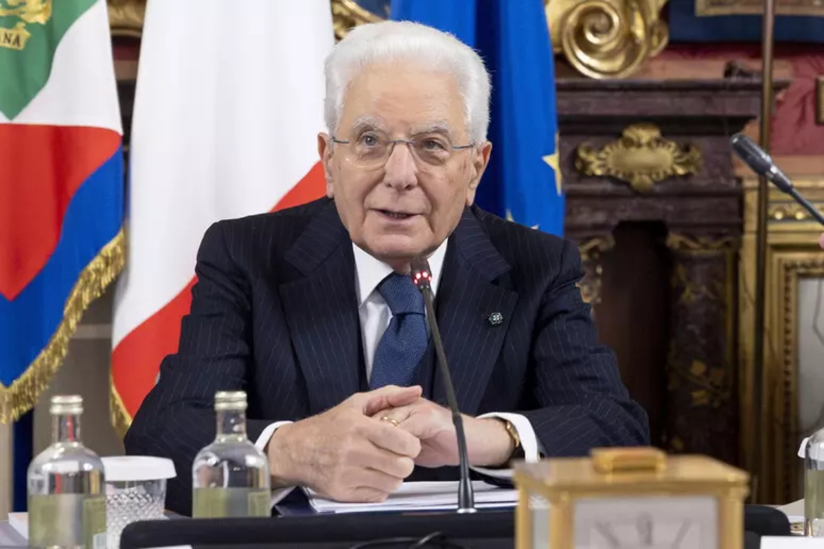 Mattarella tra le poche certezze degli italiani, mettersi contro di lui un autogol. Ci provò di Maio e se ne pentì