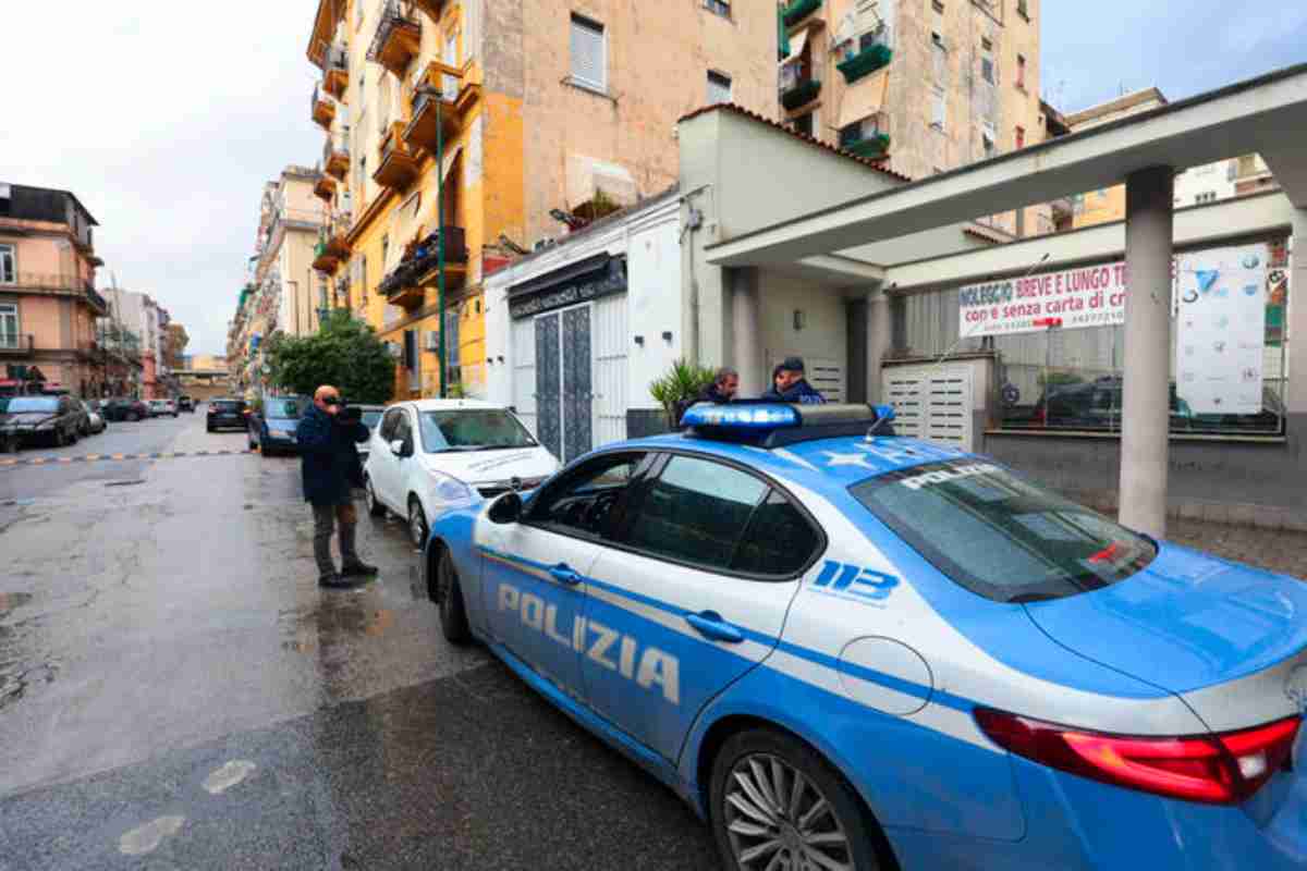 Napoli, 19enne ucciso per errore: l’obiettivo era un amico della vittima