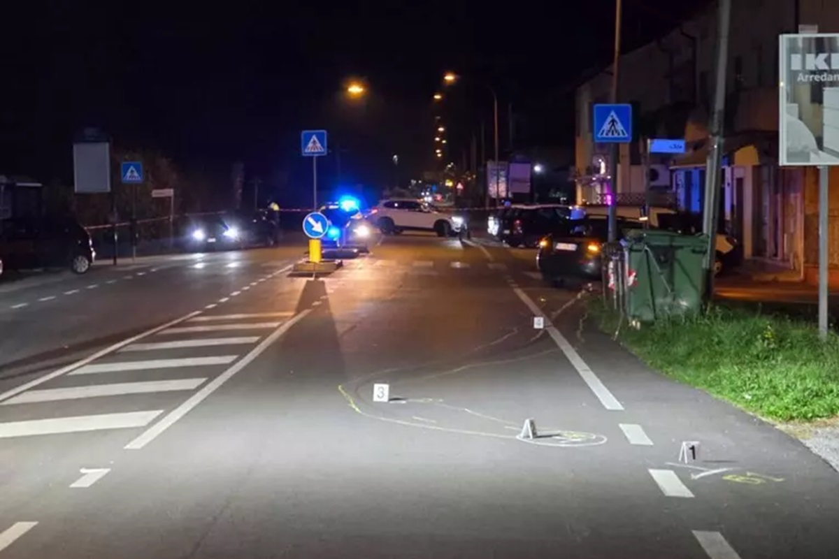 Investita e trascinata per venti metri da una Mercedes, morta donna di 75 anni. Alla guida dell’auto un 32enne