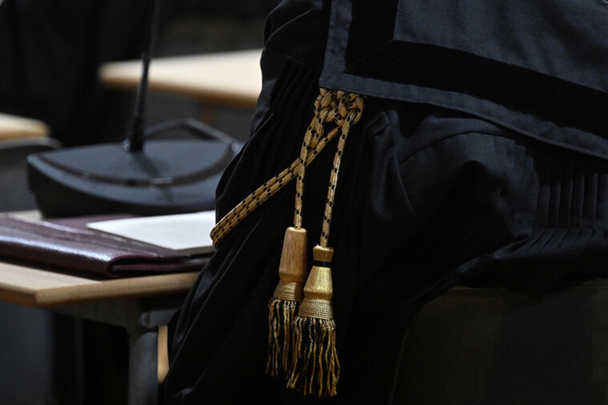 Bambino di 10 anni morto per lo scoppio di una granata, condannato il nonno che aveva raccolto l’ordigno