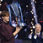 sinner alza la coppa atp finals 25