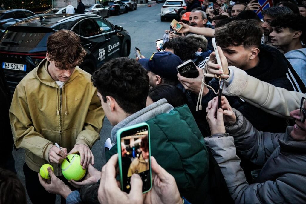 Jannik Sinner, accolto dai suoi tifosi