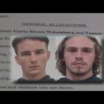 Gavin Rivers Weisenburg e Tanner Christopher Thomas