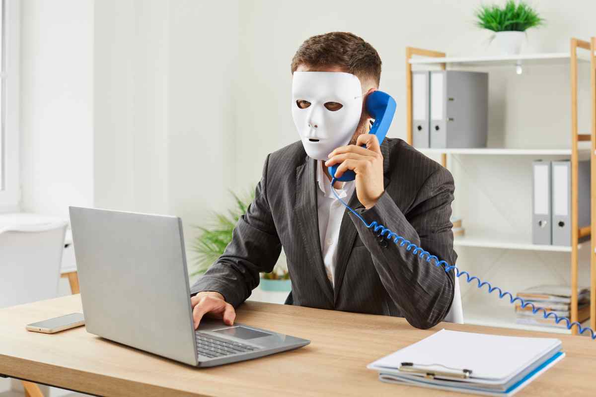 Allarme truffe finanziarie, i falsi investimenti online che stanno ingannando tutti