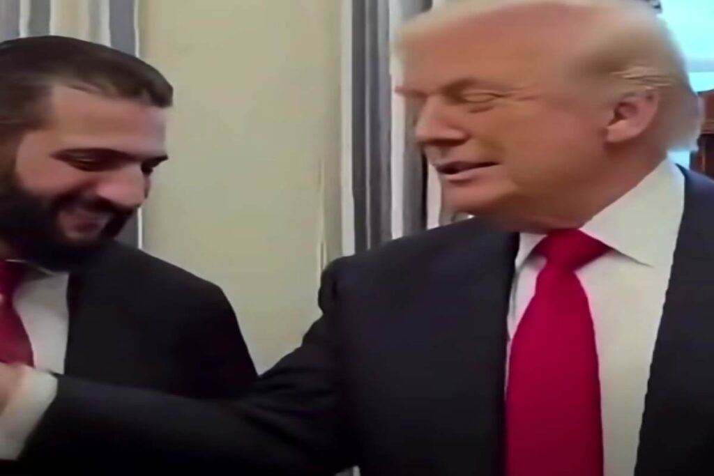 Trump spruzza e regala il suo profumo al leader siriano al-Sharaa