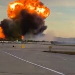 Il video dell'aereo cargo della UPS che ha preso fuoco e si è schiantato poco dopo il decollo