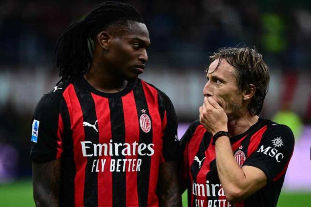 Leao e Modric in campo
