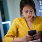 WhatsApp sotto attacco: la truffa del codice a sei cifre ti ruba l’identità, tutti i dettagli