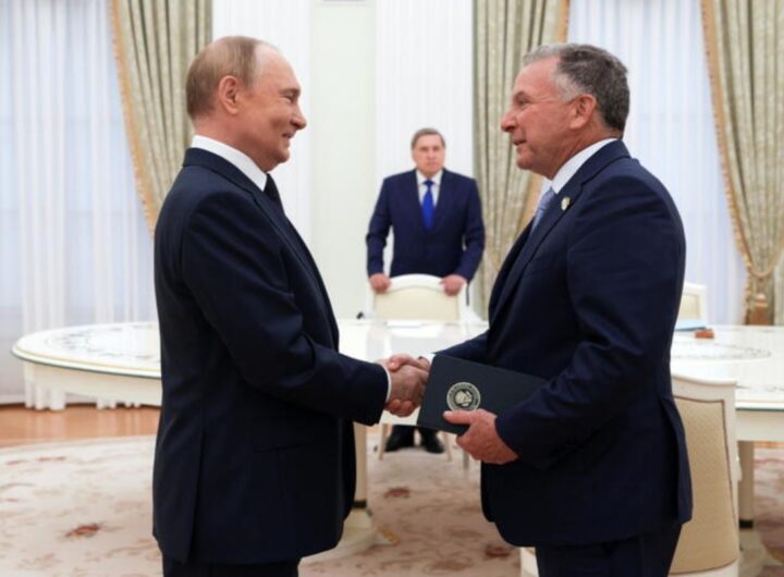 Bufera sull’inviato Usa Witkoff. La sua telefonata segreta e i consigli ai russi stanno mettendo in pericolo l’accordo di pace per Kiev