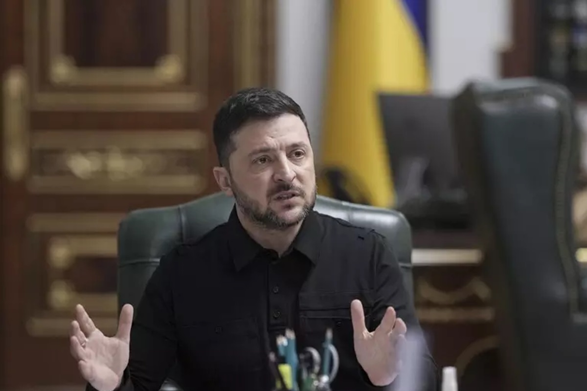 Il discorso alla nazione di Zelensky: “Il piano Usa ci pone davanti a una scelta difficile tra dignità e partner chiave”