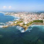 Con una storia che affonda le radici nel XIX secolo, la città ha mantenuto intatto il suo fascino aristocratico