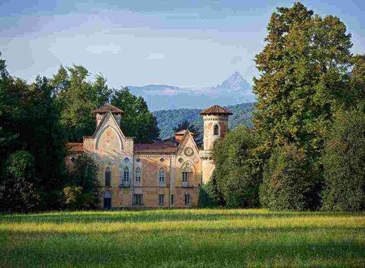 Custodito dalla Fondazione Cosso, questo complesso storico è molto più di una semplice villa di campagna: è un luogo dove arte