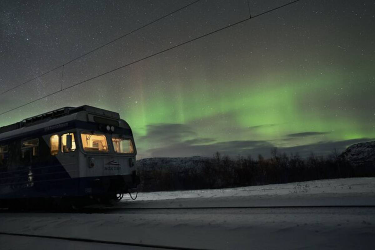 Il treno panoramico più bello del mondo lo trovi qui: preparati a panorami di ultraterrena bellezza