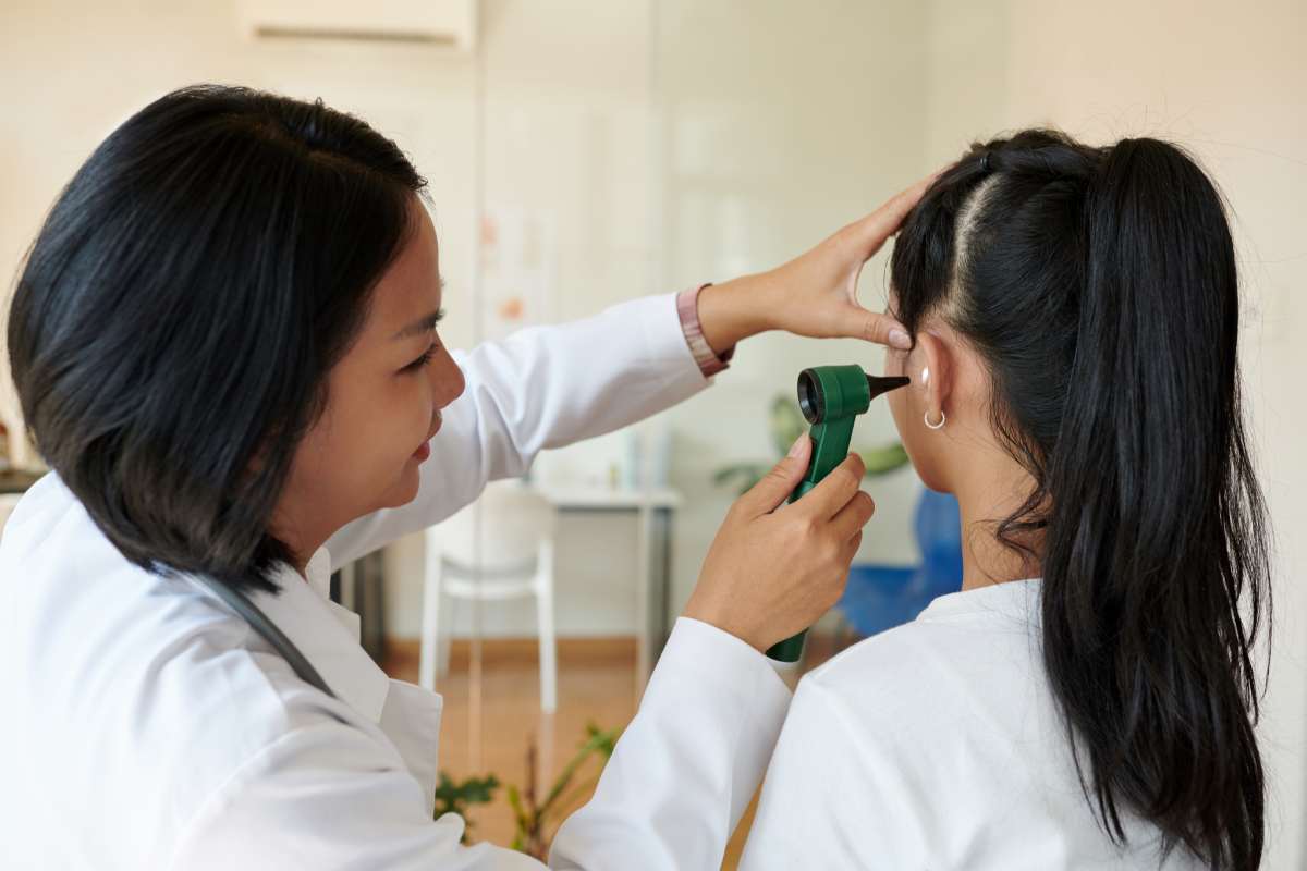 Visita medica orecchio