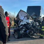 auto contro corriera