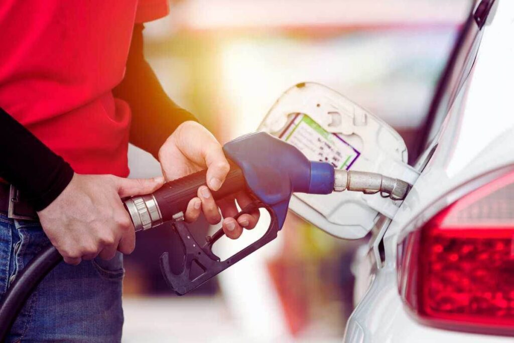 Benzina a prezzi ridicoli in questa città