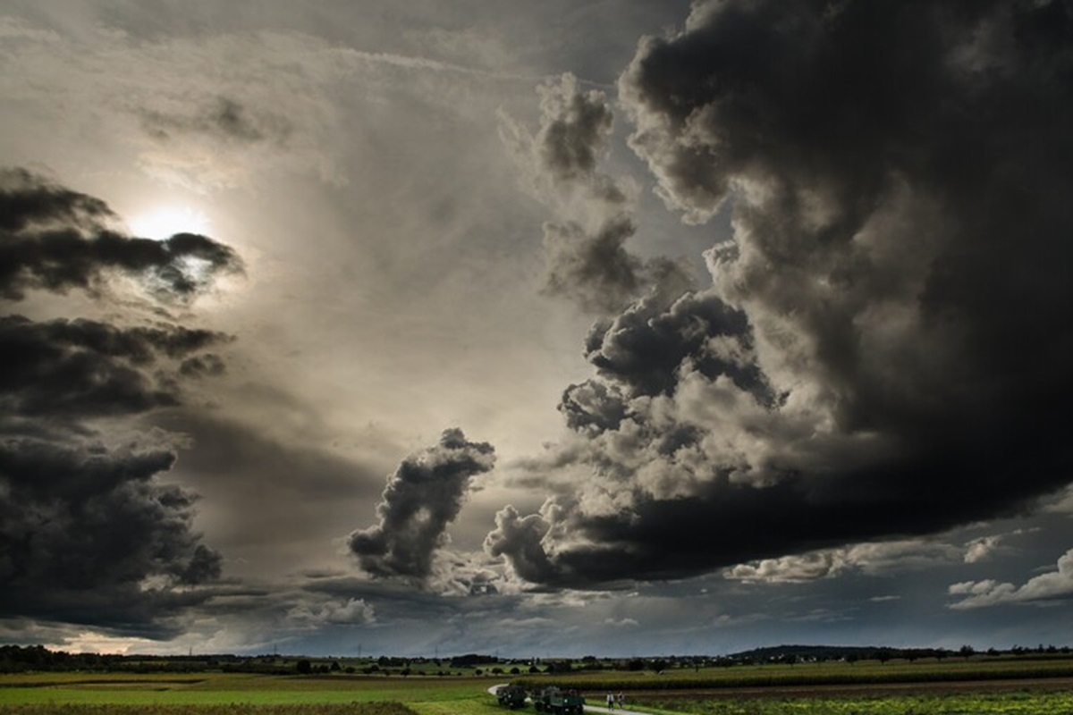 Più caldo, meno pioggia e temporali violenti: ecco come sarà il clima in Italia fino al 2100