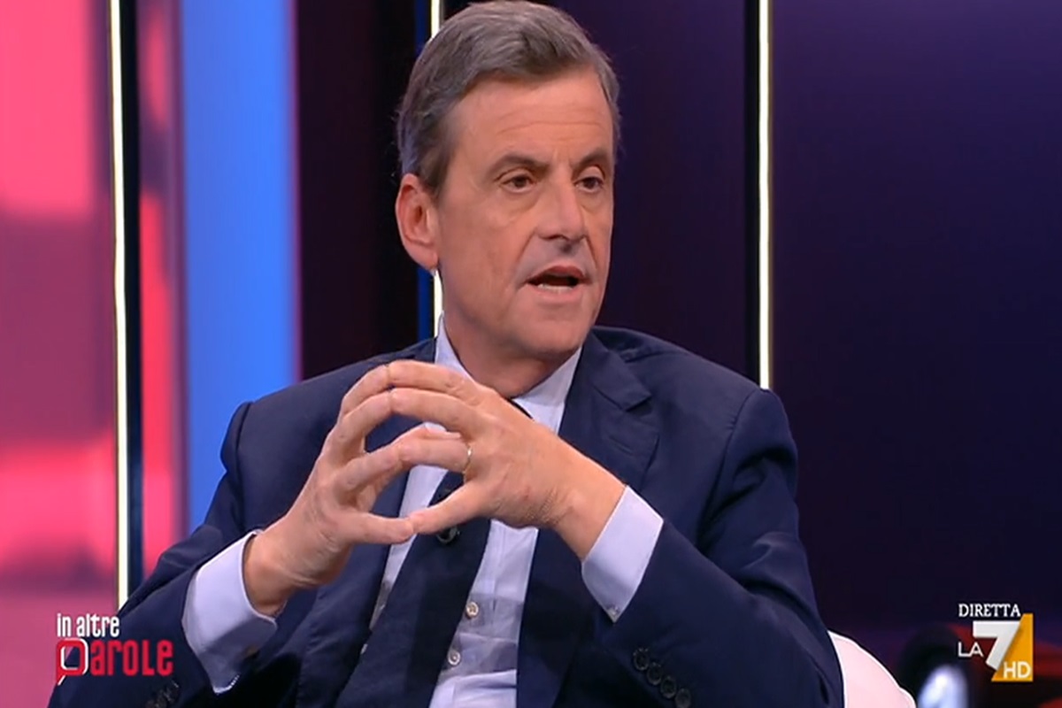 Carlo Calenda: “Donne delle pulizie in Senato guadagnano 7,5 euro l’ora, è un’economia para-schiavistica”
