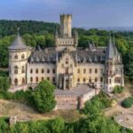 Parliamo del castello di Marienburg, dimora neogotica dal fascino unico, appartenuta alla famiglia reale von Hannover.