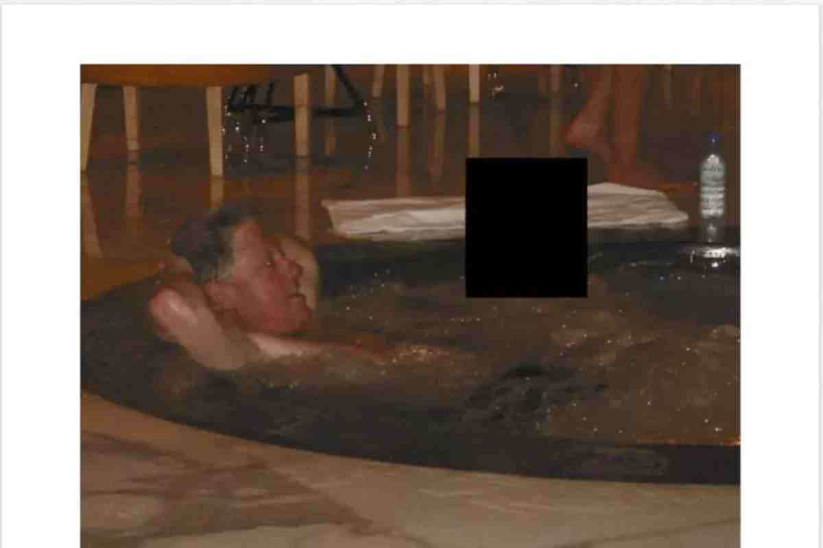 Clinton nei file Epstein