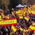 La manifestazione in Spagna contro Pedro Sanchez