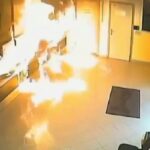 Uomo appicca incendio in Comune