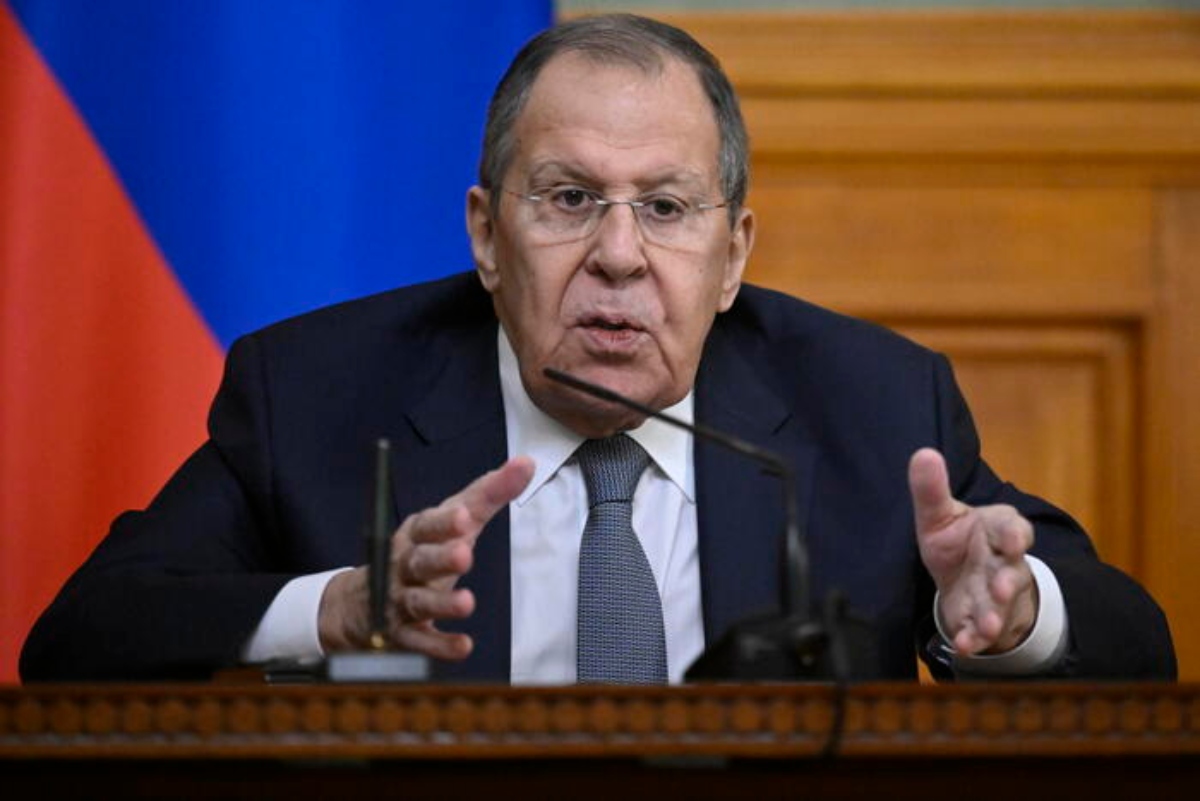 il ministro degli esteri russo lavrov