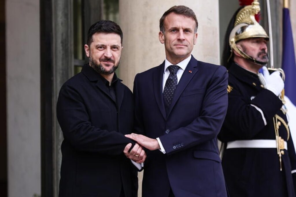 Macron e Zelensky