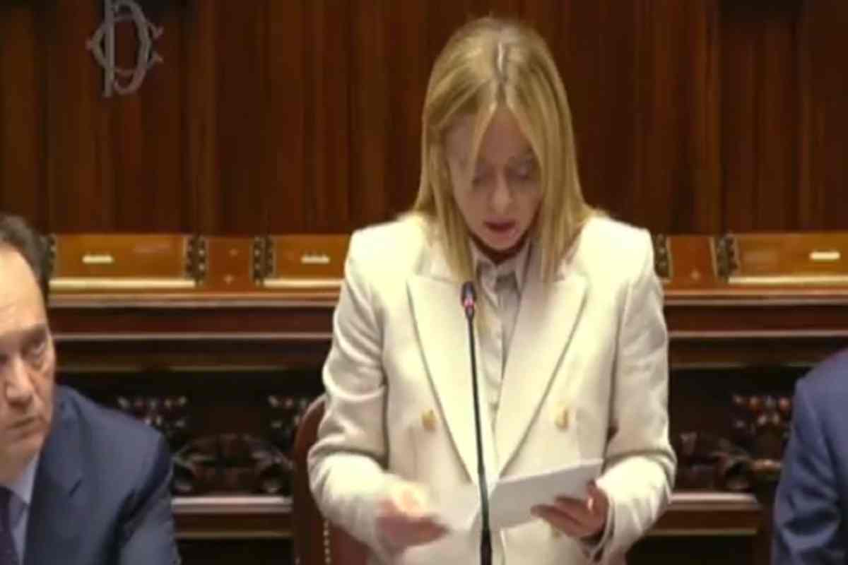 Meloni alla Camera: “Non manderemo soldati in Ucraina. Aperti a ogni soluzione su asset russi, ma senza forzature”
