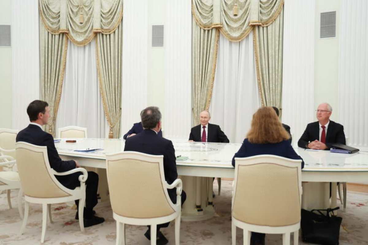 Integrità territoriale e l’entrata dell’Ucraina nella Nato: quali sono i nodi irrisolti tra Kiev e Mosca, pace ancora lontana