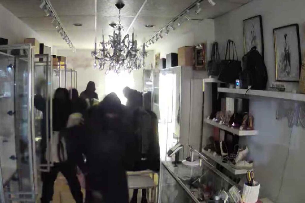 Rapina in un negozio di lusso