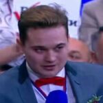 Il video del giovane giornalista russo che ha chiesto alla fidanzata di sposarlo durante la conferenza stampa di Putin