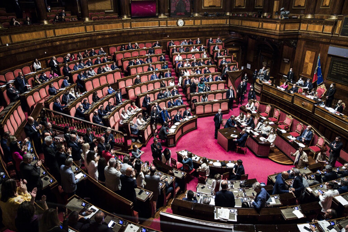 Le voci dal Palazzo, Meloni: “Nuovo massimo storico per l’occupazione”. Conte: “Alla premier invidio i media a suo favore”. Castellone (M5s): “I trombettieri della destra sembrano gli orchestrali del Titanic”