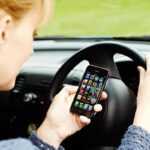 Smartphone alla guida