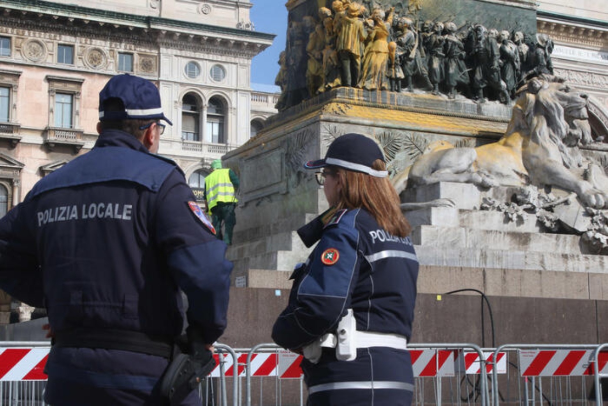 statua carlo de robillant