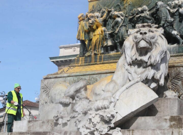 statua carlo de robillant