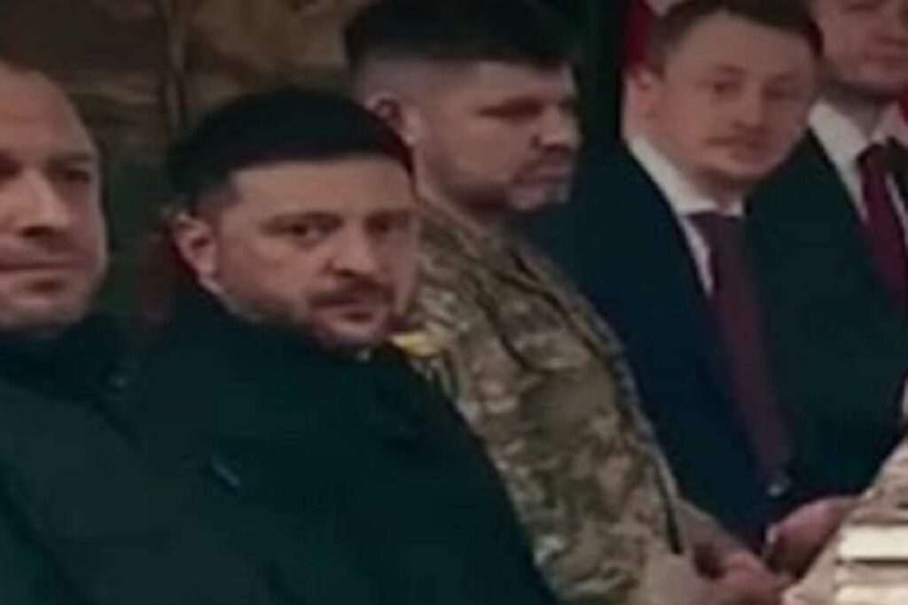 Zelensky a tavola con Trump