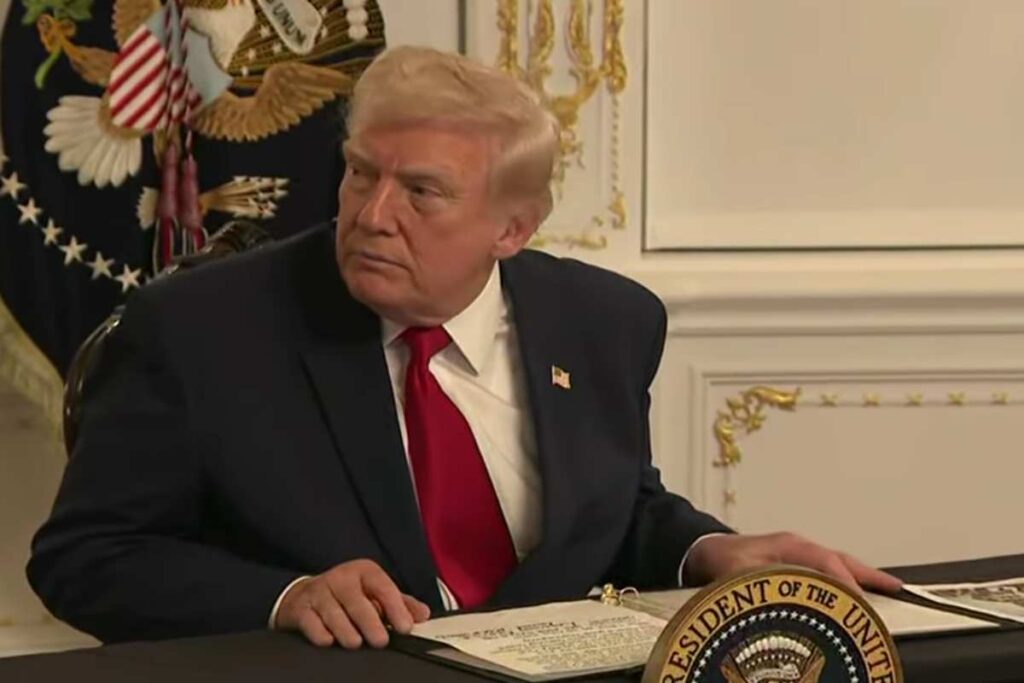 Trump in conferenza stampa