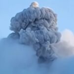 Eruzione vulcano Puracé in Colombia