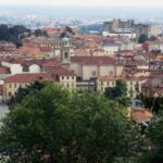 Il Borgo del Piazzo a Biella e Cetona in provincia di Siena sono infatti luoghi dove la storia si intreccia con paesaggi suggestivi