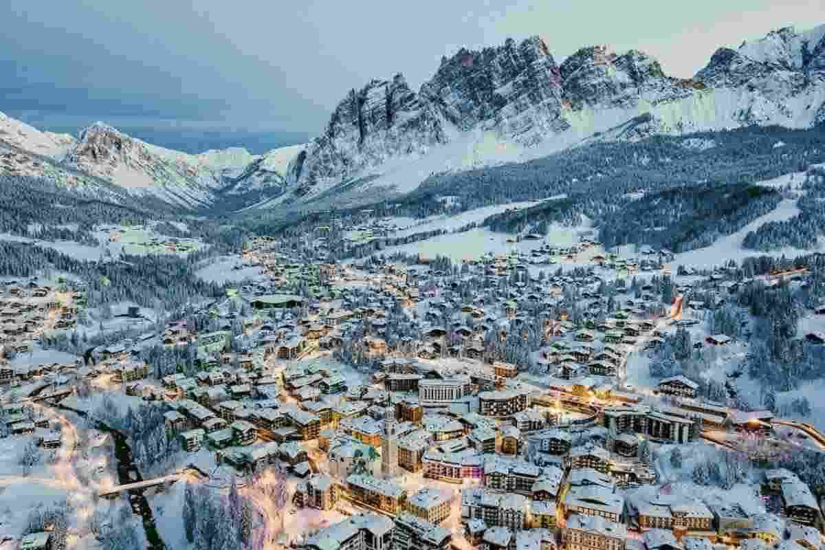 I Giochi si svolgeranno in 15 sedi distribuite tra Lombardia, Veneto, Trentino-Alto Adige e Friuli Venezia Giulia, con eventi a Milano