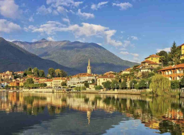 Stiamo parlando di Mergozzo, un borgo affacciato sull’omonimo lago, riconosciuto per la qualità delle sue acque e per il suo patrimonio