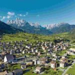 L’interesse verso i borghi italiani nel 2026 riflette una tendenza sempre più marcata che privilegia viaggi sostenibili e esperienze